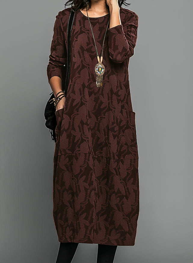 Cassie. Vestido invernal casual de cuello redondo