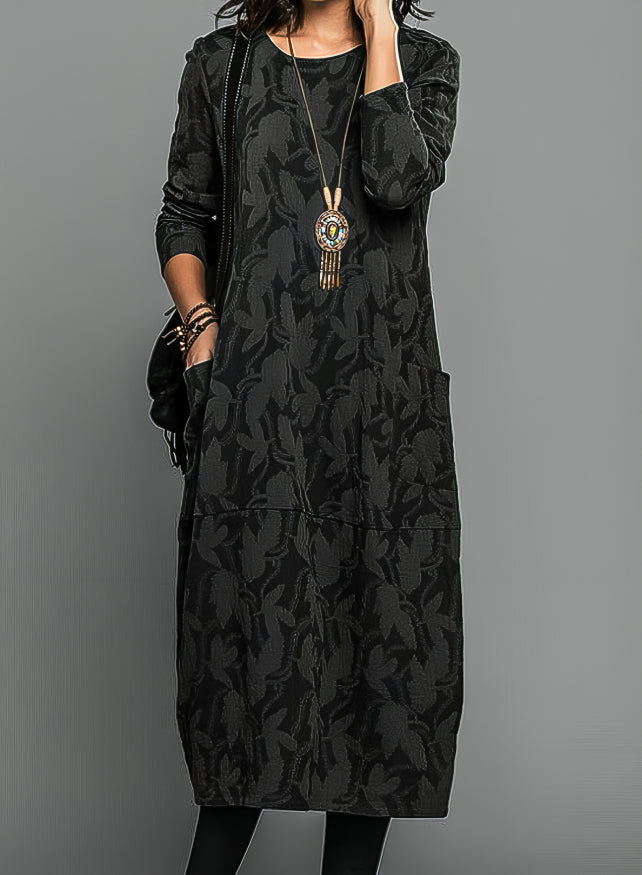 Cassie. Vestido invernal casual de cuello redondo