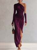 Rosalía | Vestido largo violeta de un solo hombro”
